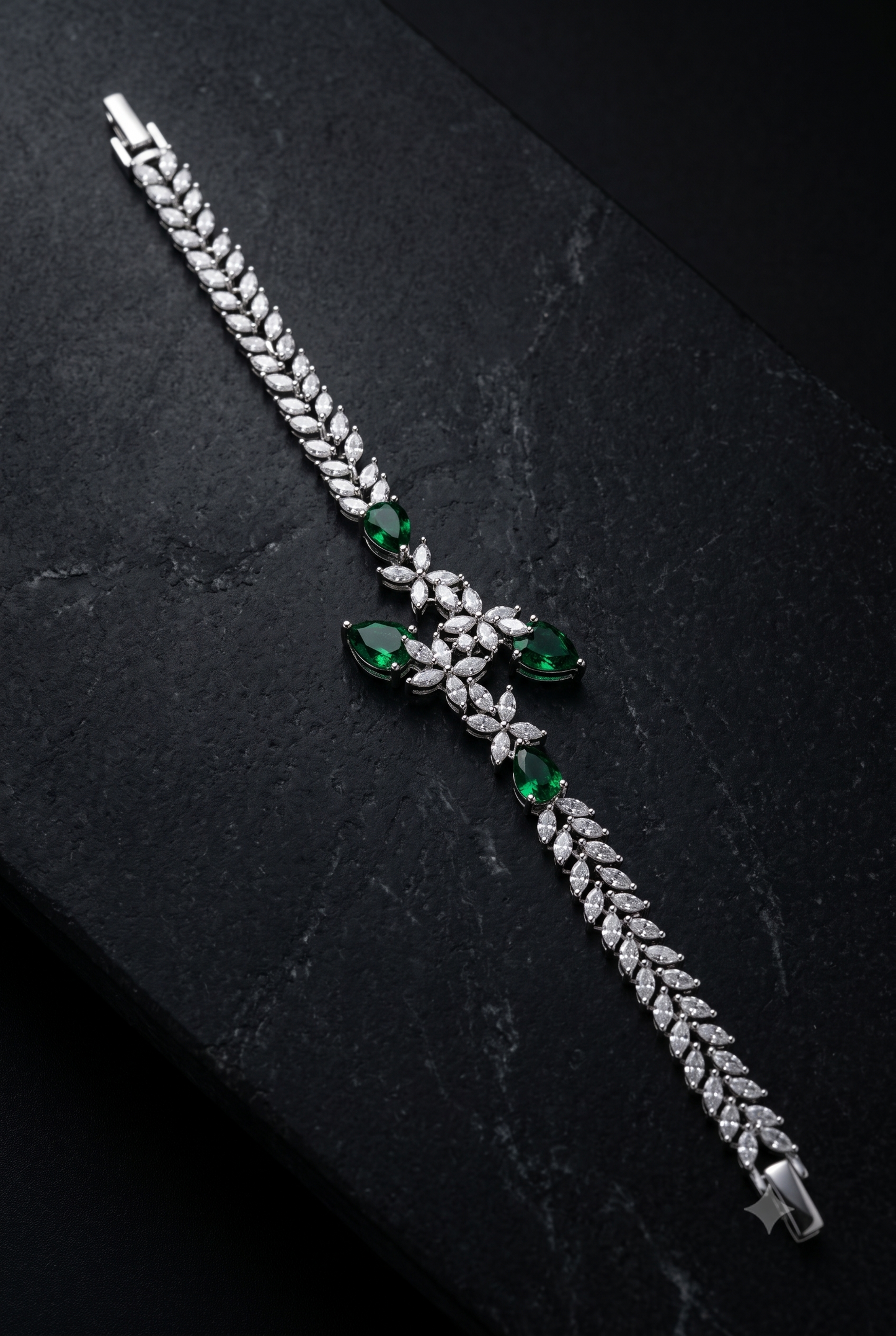 Elegant Emerald Bracelet