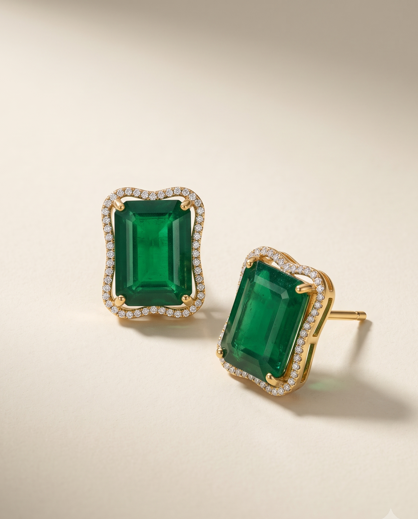 Bold Emerald Halo Studs