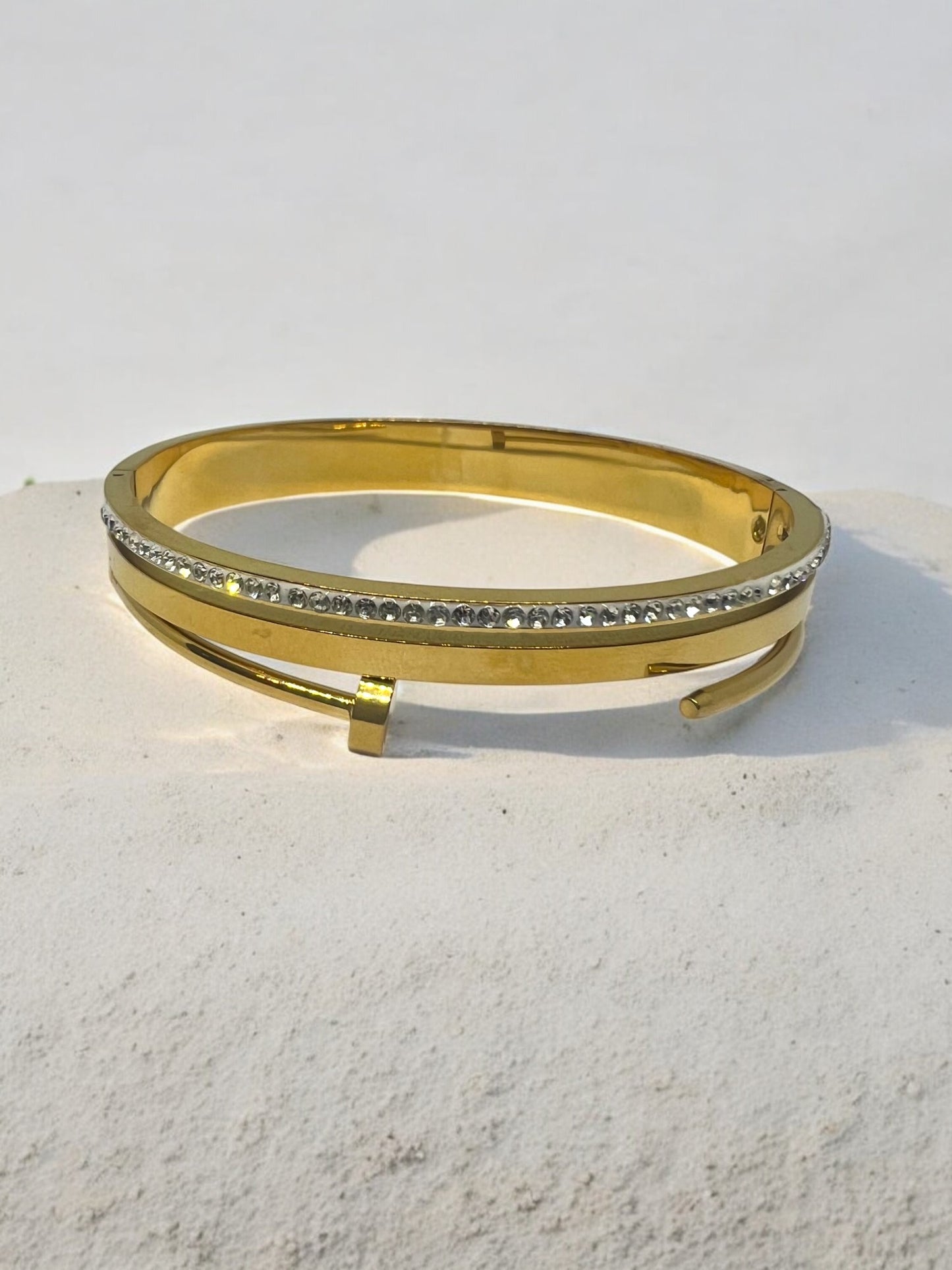 Elegant Golden Bracelet
