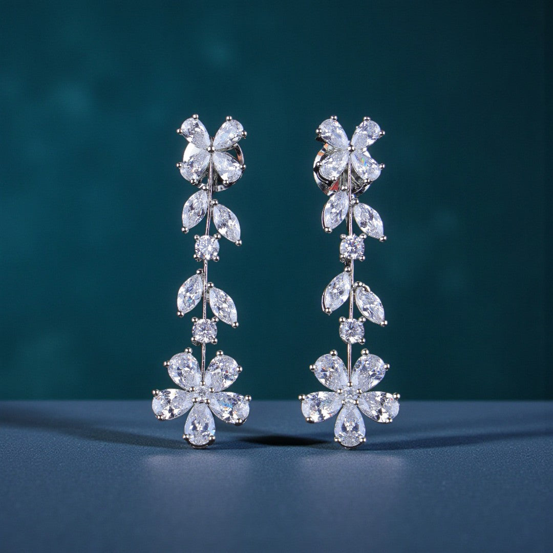 Classic Floral Necklace Set