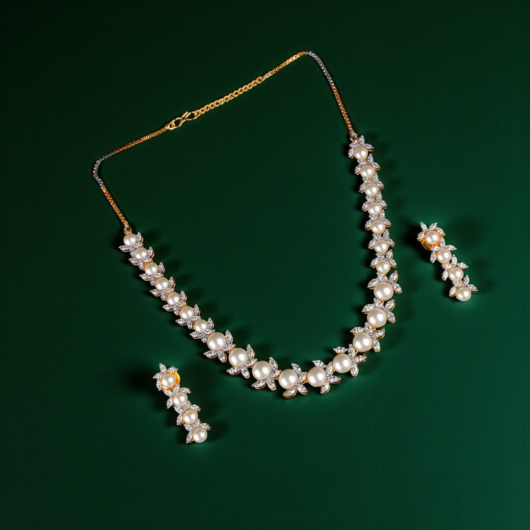 Pearl Radiance Necklace Set