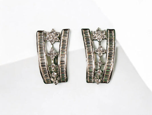 Silver Earrings Vogue