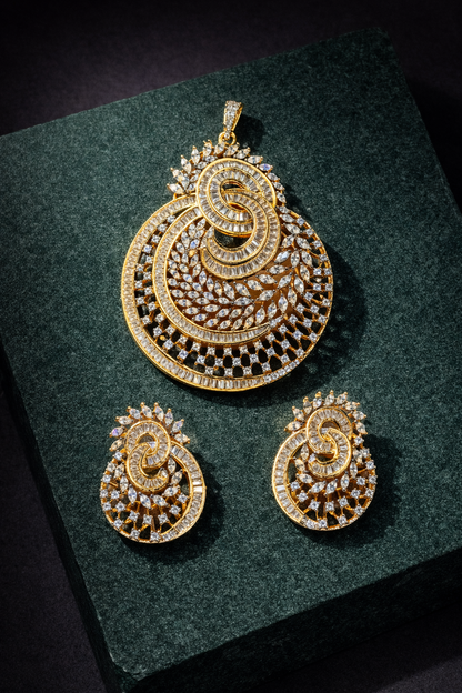 Infinity Crest Pendant