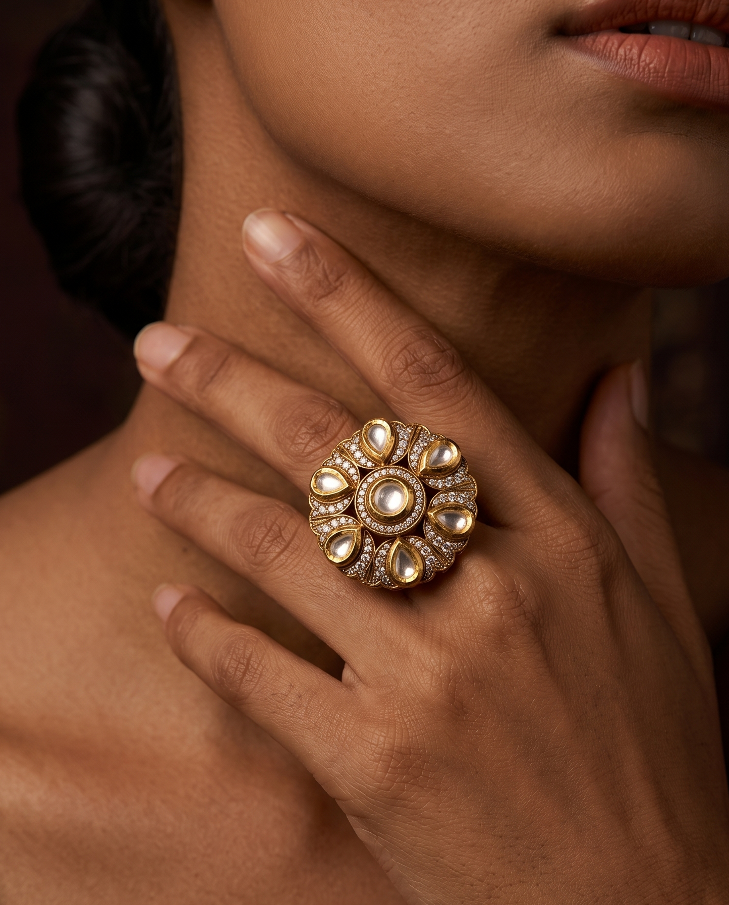 Statement Kundan Ring
