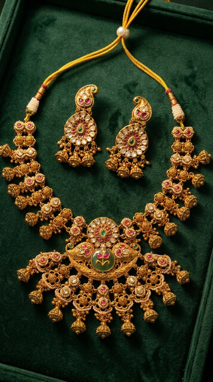 Maharani Padma Necklace Set