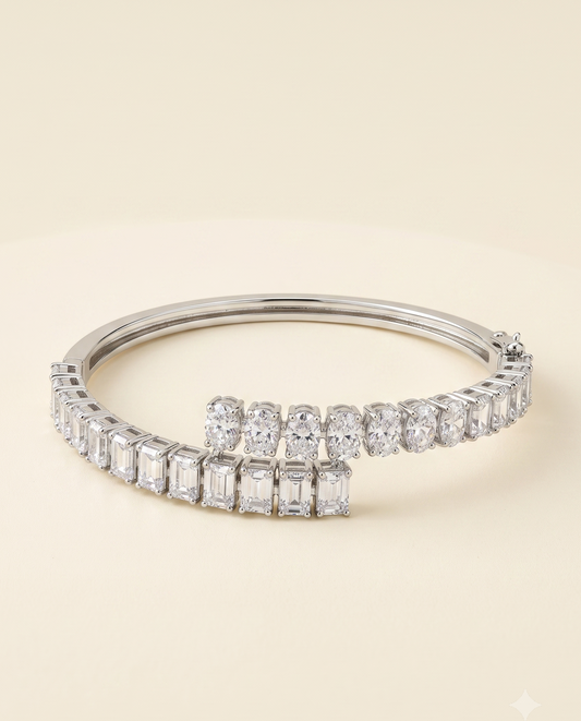 Emerald & Oval Melange Bracelet