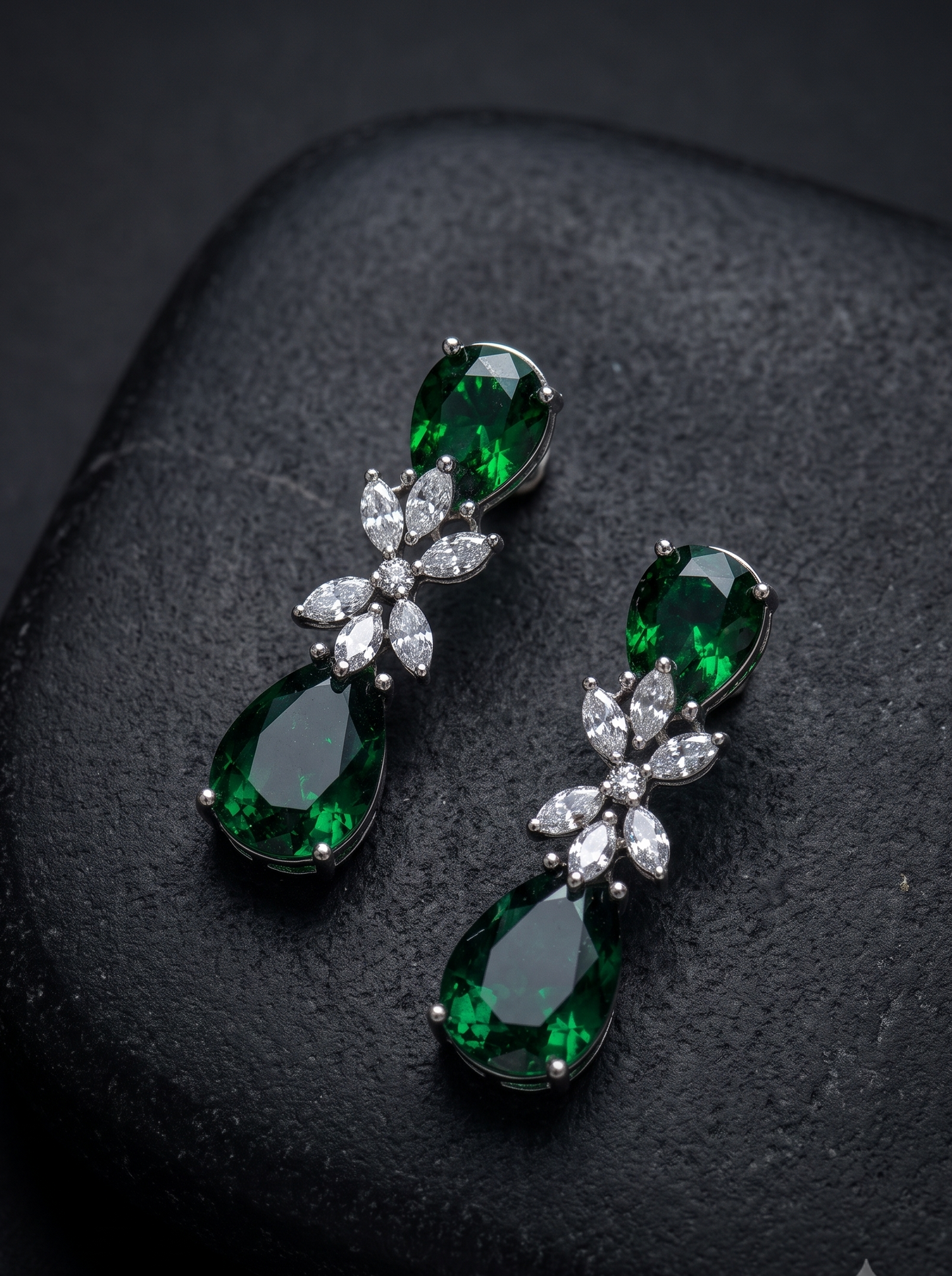 Twin Emerald Drops