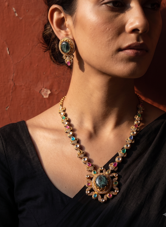 Gulbaag Sapphire Necklace Set