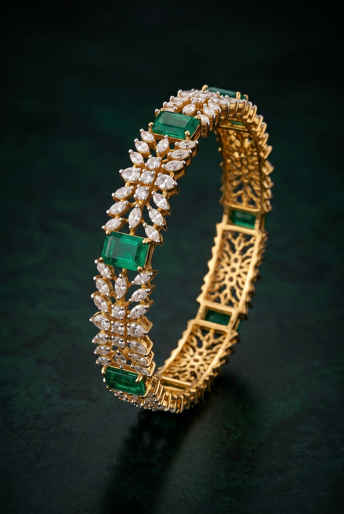 Pure Silver Emerald Verdant Bangle