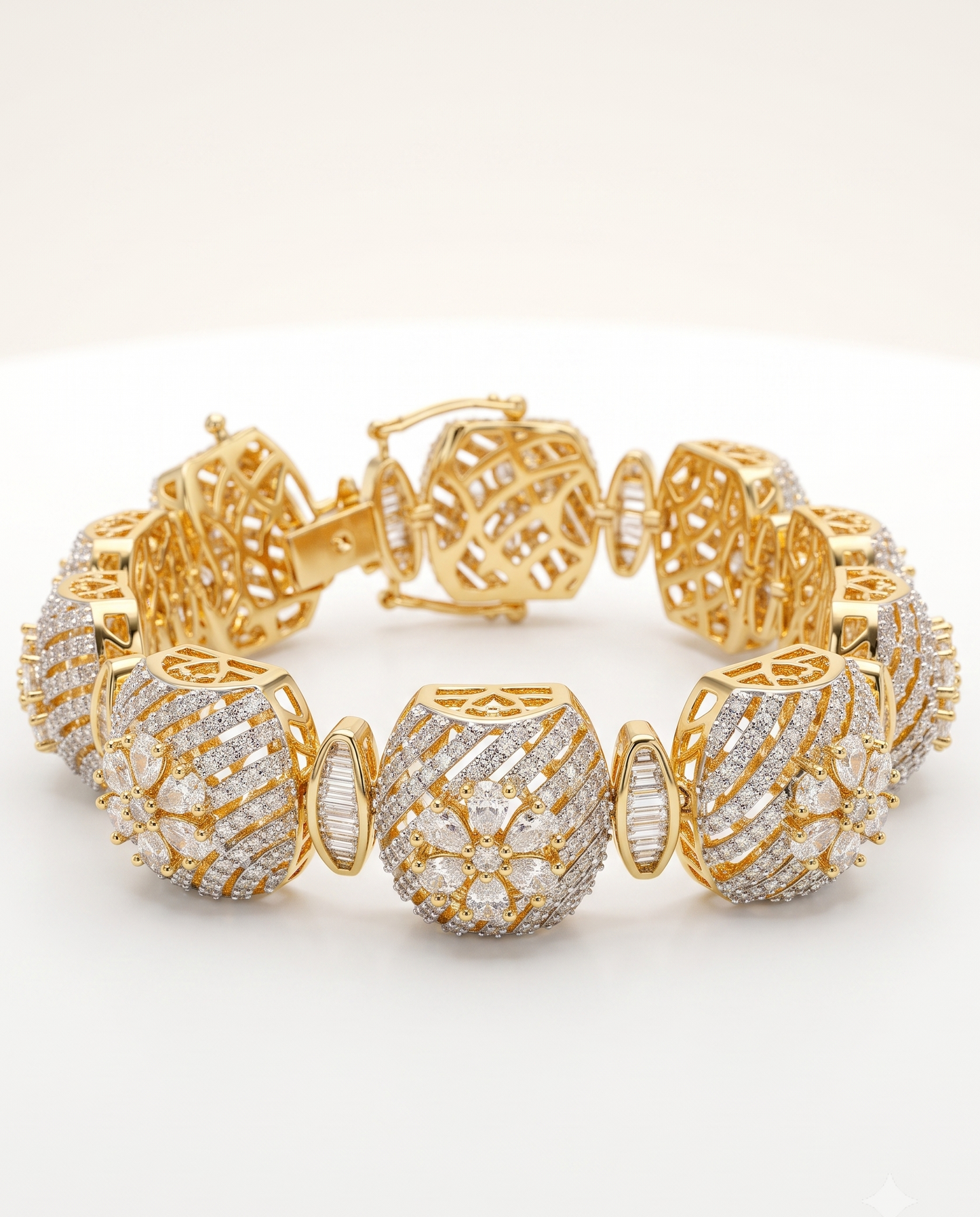 Gulnaar Gajra Bracelet