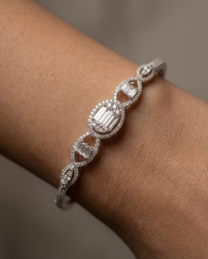Pure Silver Regal Bracelet