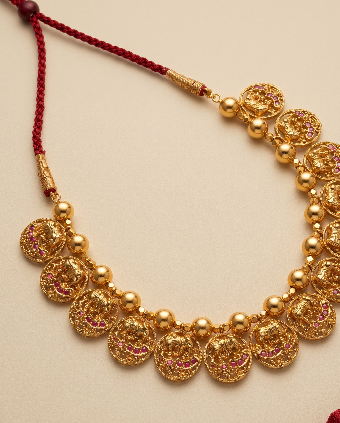 Golden Grandeur Necklace Set