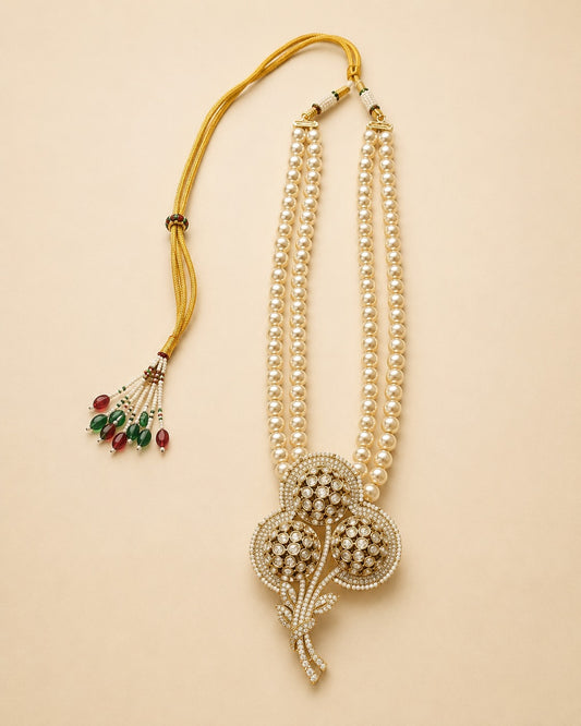 Bloom Motif White Necklace