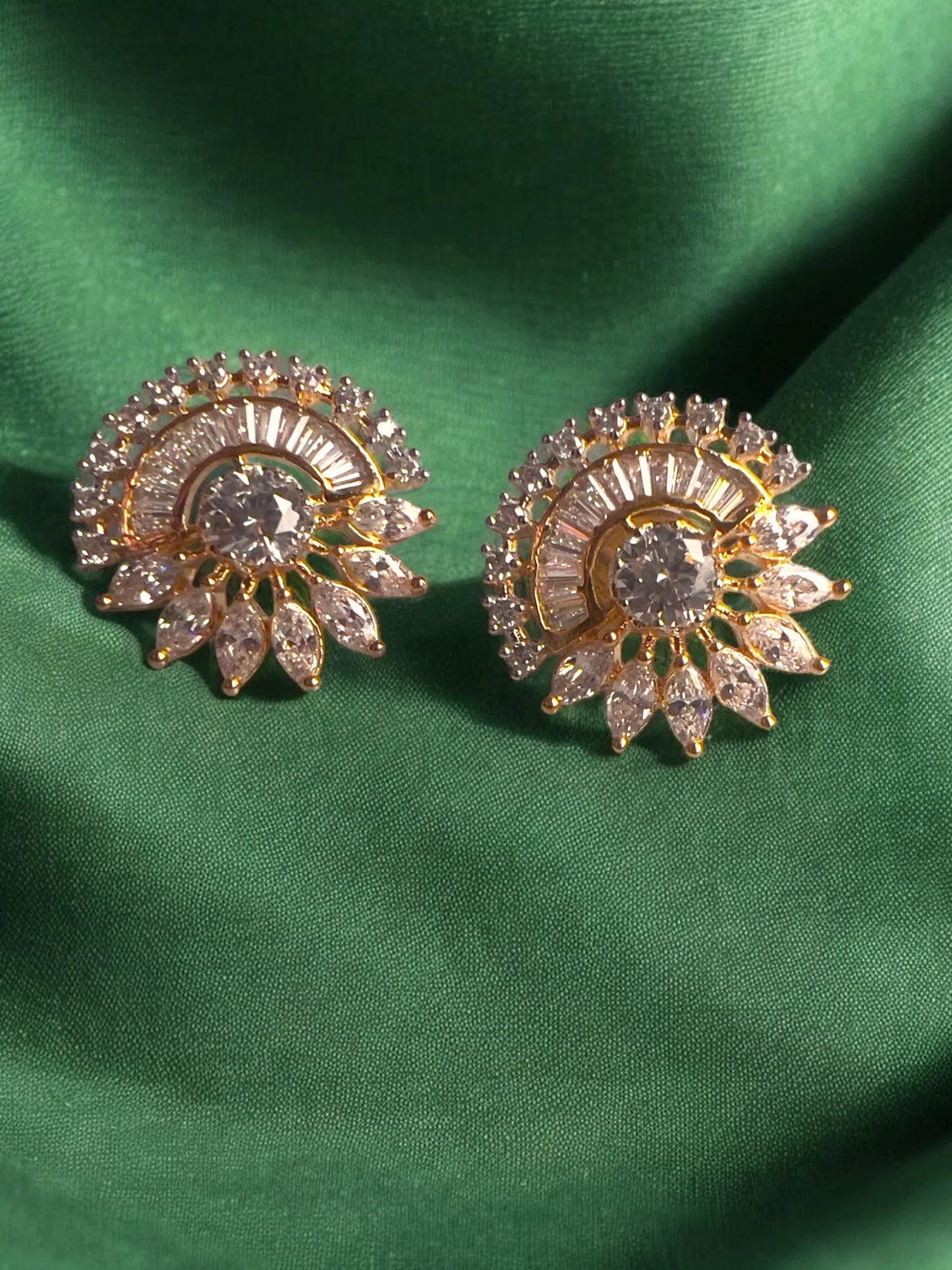 Radiant Halo Studs