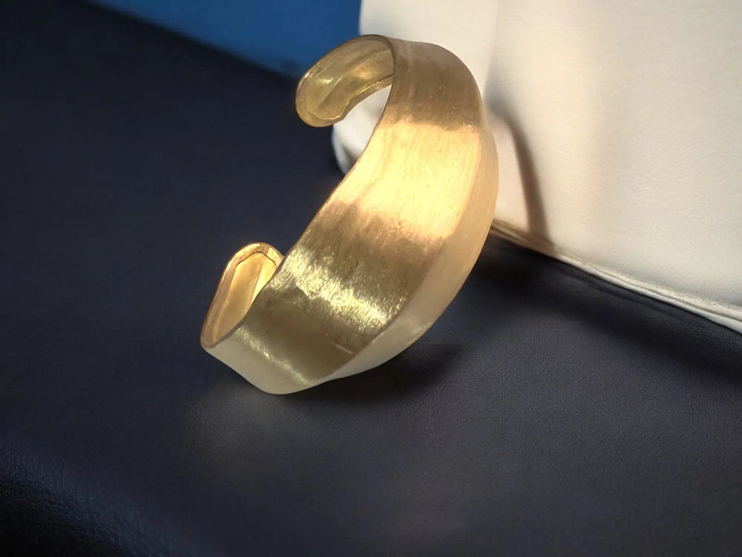 Golden Curve Cuff