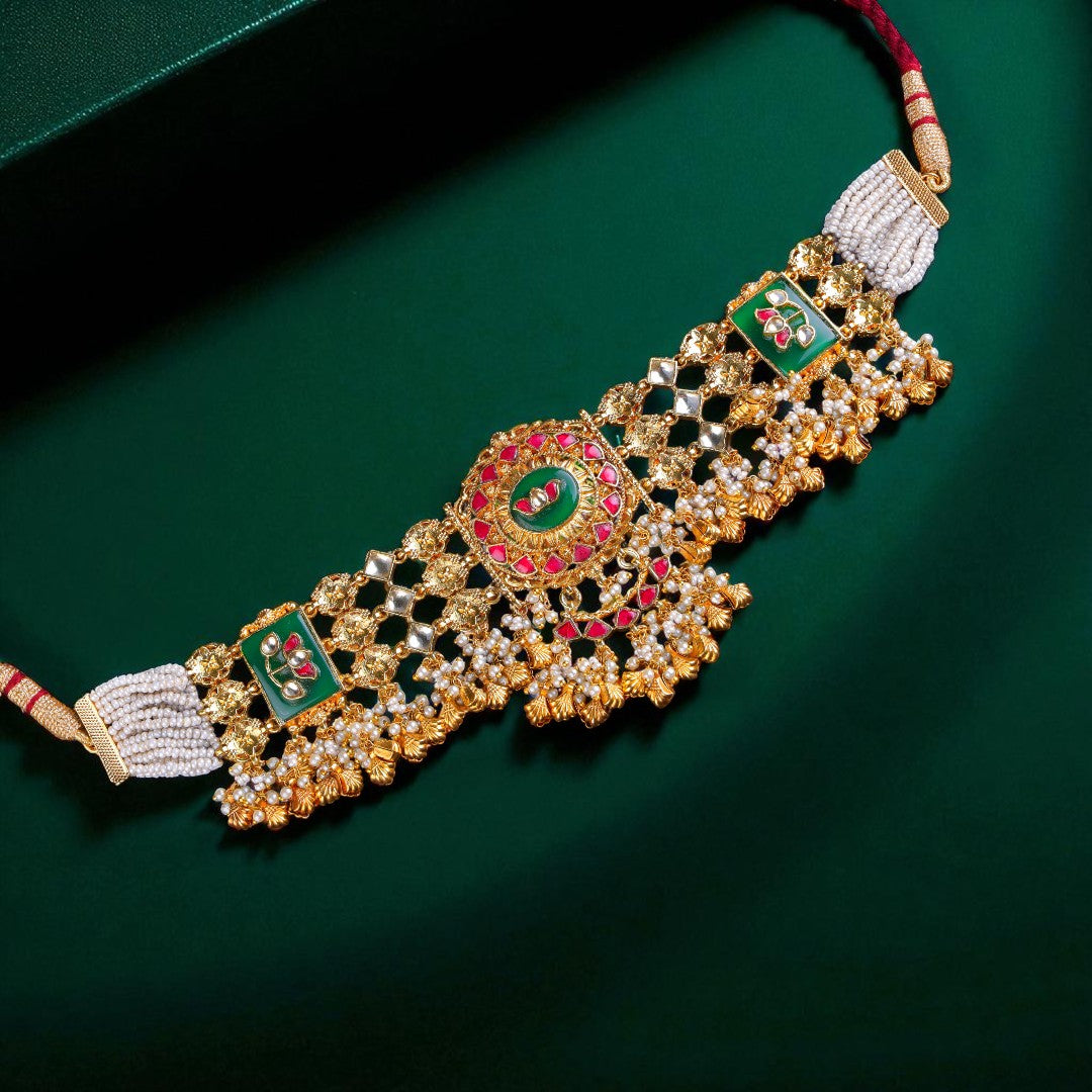 Emerald Aura Choker