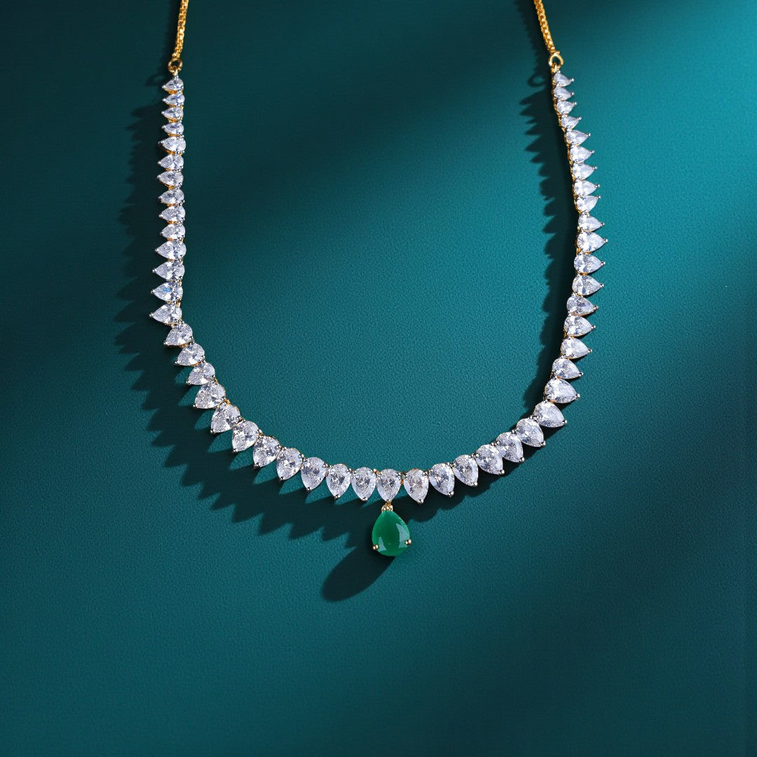 Classic Pear Necklace Set