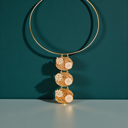 Chic Golden Cascade Necklace