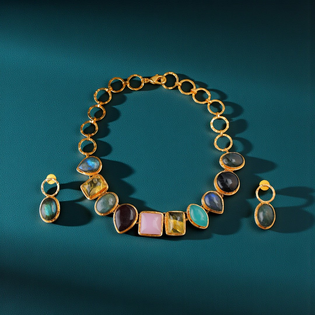 Chic Golden Luxe Necklace Set