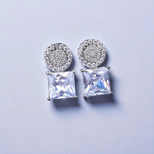 Round Halo White Studs