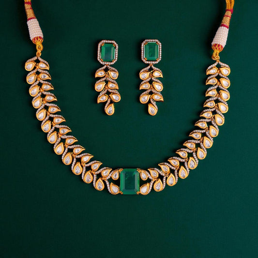 Emerald Elegance Necklace Set